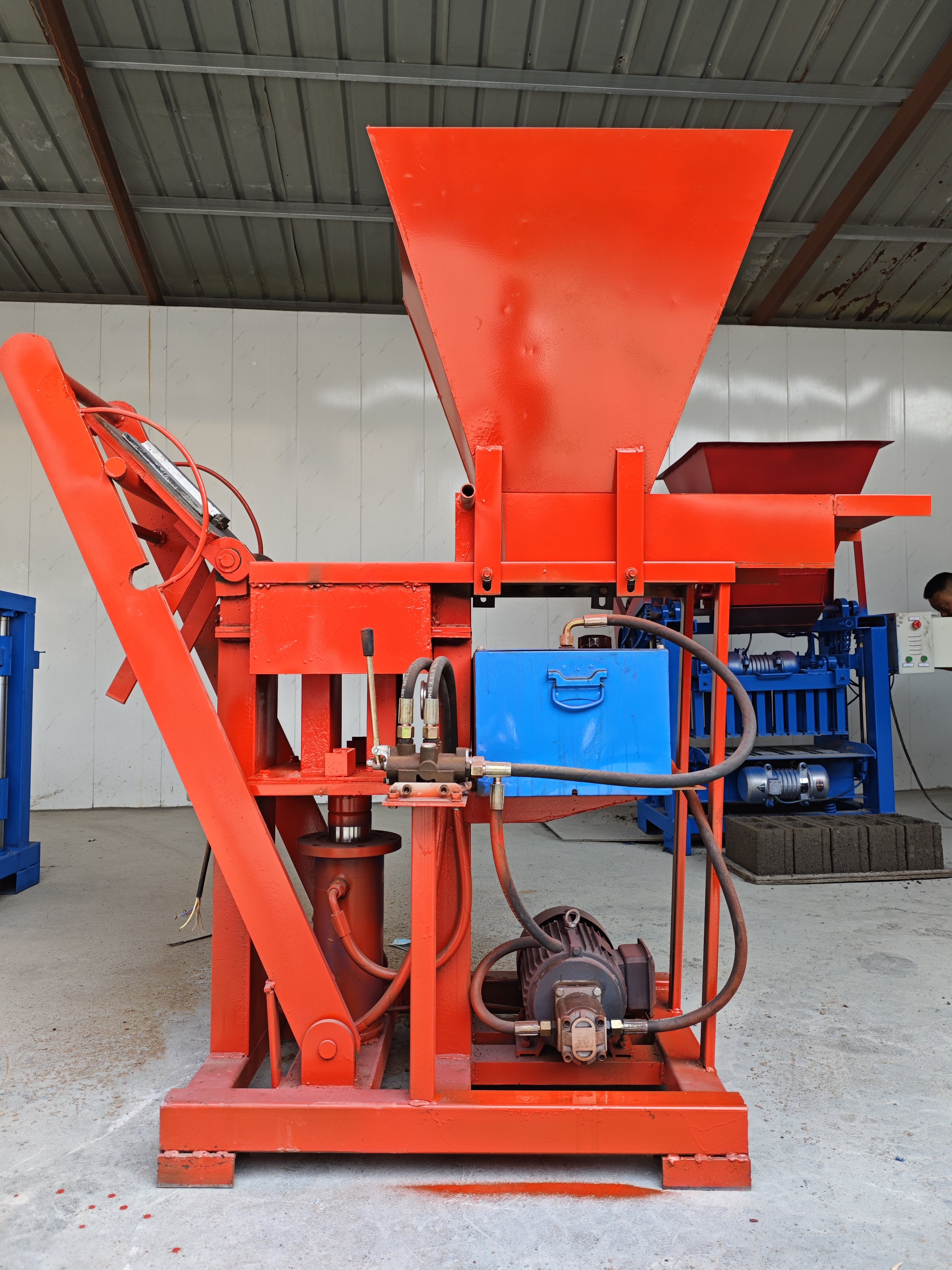 Simple operate interlock block machine concrete auto brick making machine