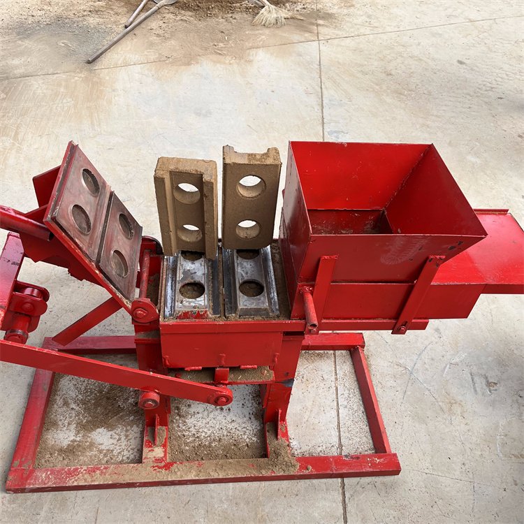 Libya Brick Making Machine Fly Ash Brick Semi-automatic Brick Making Machine