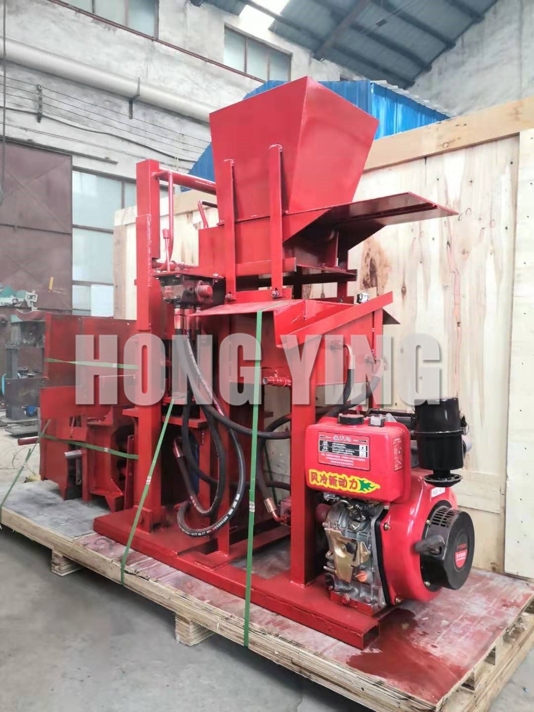 Semi-automatic hydraulic diesel clay soil brick machine hollow brick making machine sale in Ghana