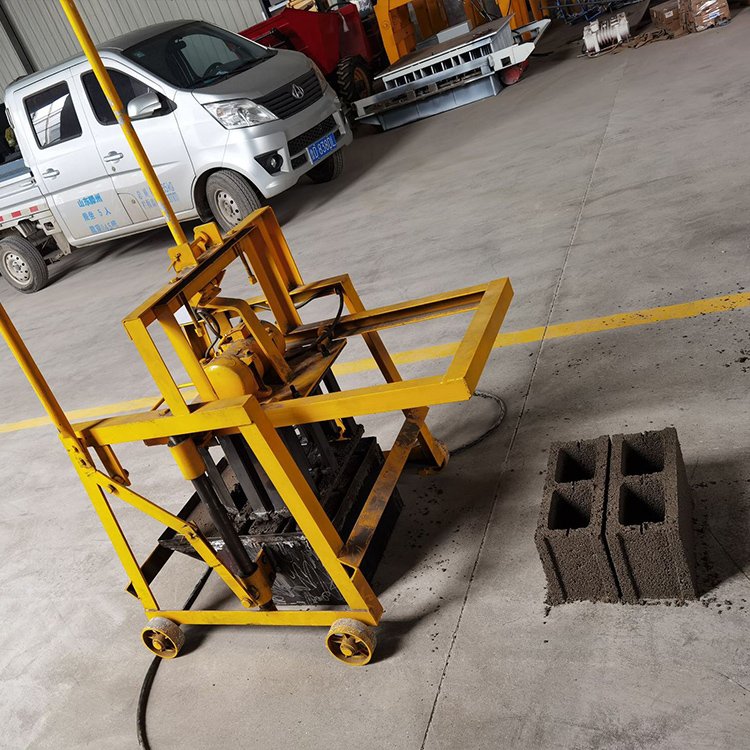 Electric Concrete Hollow Block Making Machine Small Cement Hollow Brick Maker Price