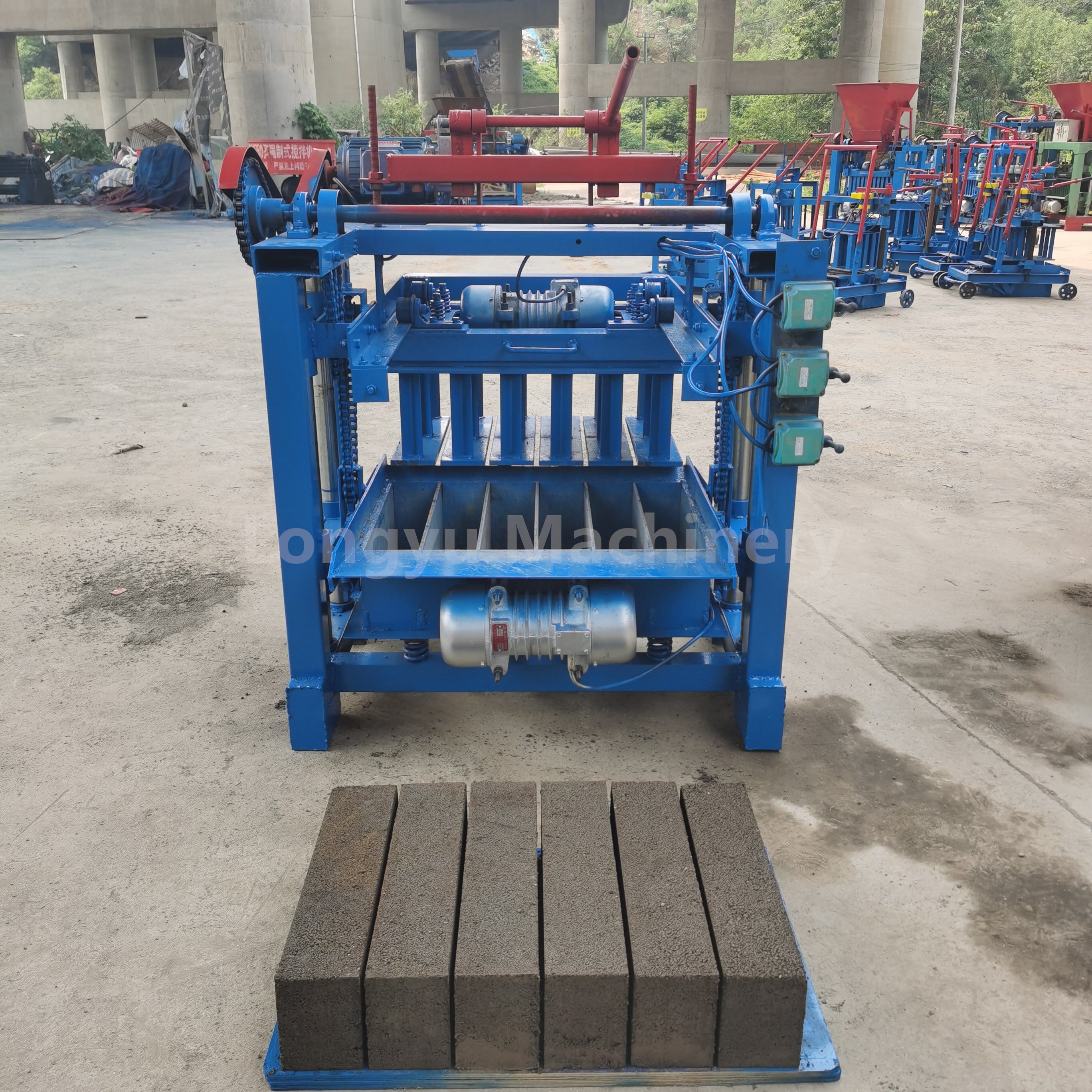 Widely used electric hollow concrete cement block brick making maker machine price for sale In USA Ethiopia Zambia Ghana Kenya
