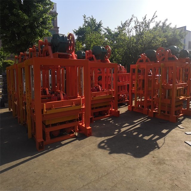 Shengya Machinery QTJ4-40 paver block brick making machine popular in Kenya