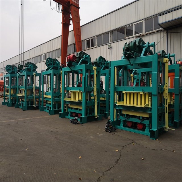 Shengya Machinery QTJ4-40 paver block brick making machine popular in Kenya