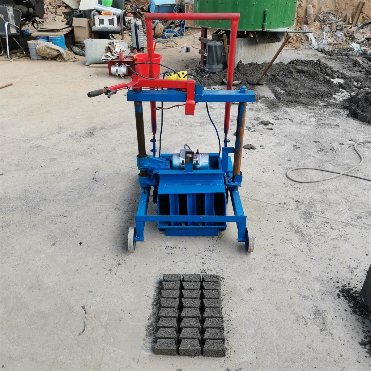 Small Mobile Cement Block Brick Making Machine Cement Products Brick Machine in Africa, Production of Solid Best Selling 2-45