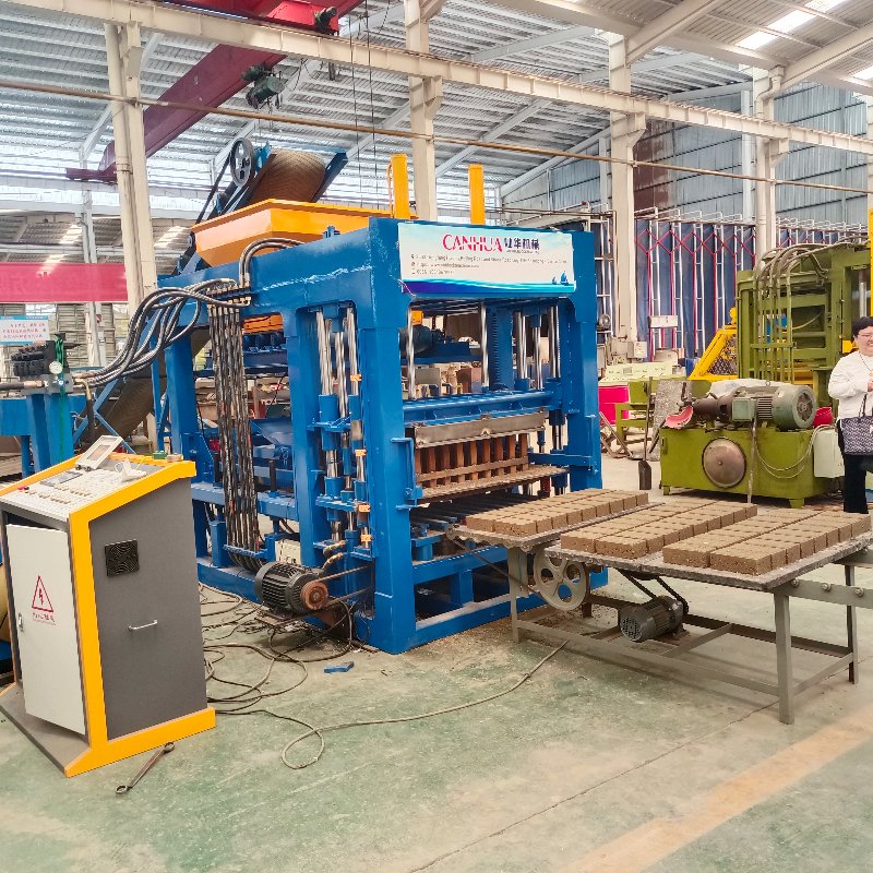Building Material Brick Machinery QT5-15 Cement Block Making Machine Curbstone Molds Hollow Paver Solid Customized