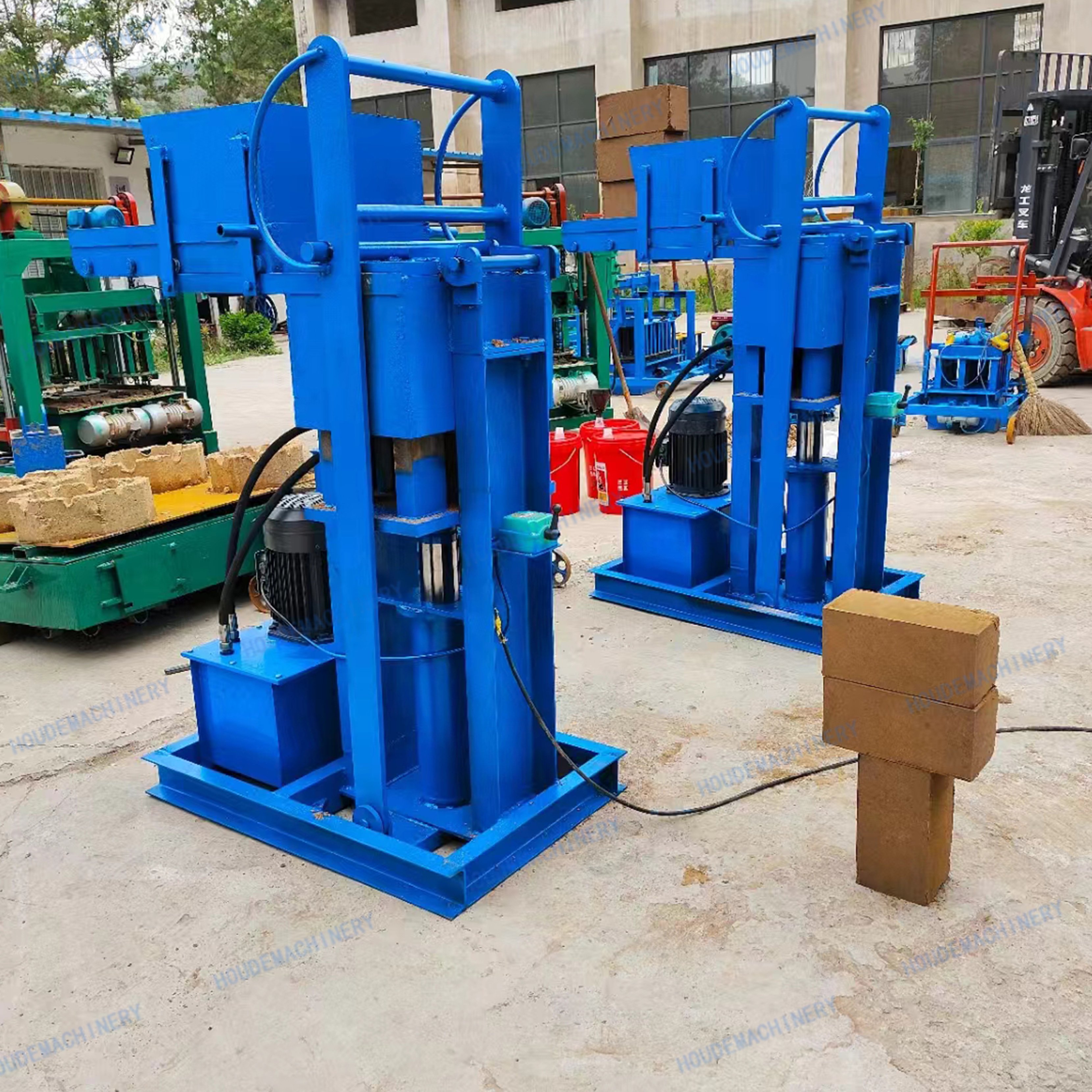 Clay Brick Block Making Machine Electric Diesel Red Mud Brick Making Machine Hydraulic Brick Moulding Machine