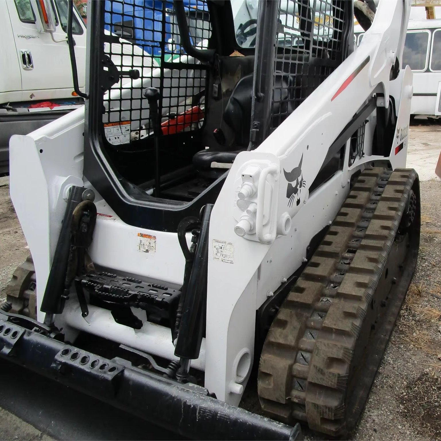 used Bobcat T590 Used Skid Steer Loader with good condition for sale S160 S185 S300 S330 T590 3T 4T 5T 2T