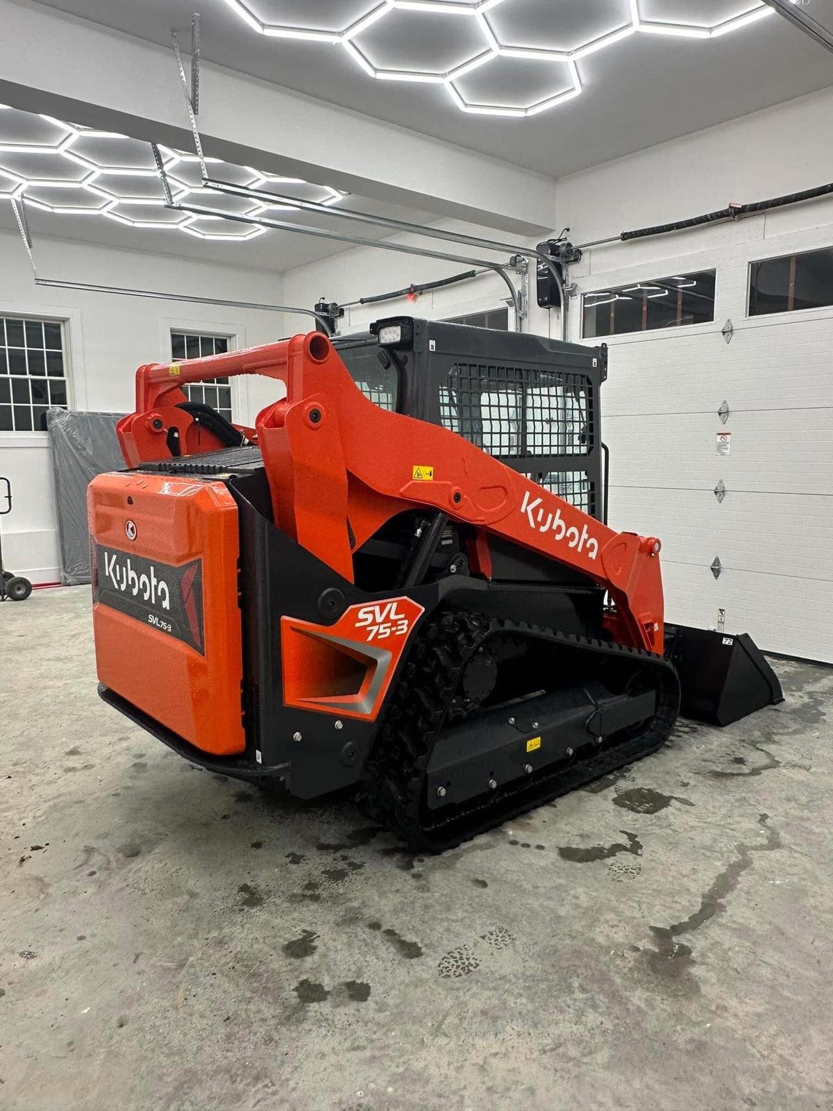 Used Kubota Tracked Skid Steer Loader Track loaders for cheap offers