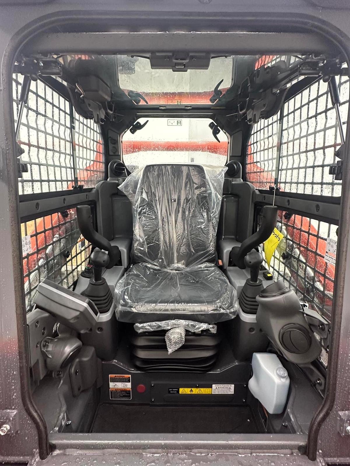 Used Kubota Tracked Skid Steer Loader Track loaders for cheap offers
