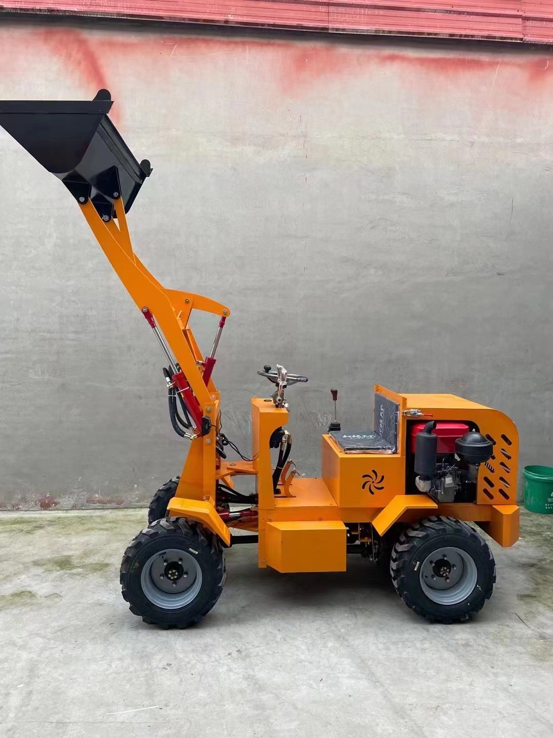 Industry selection new mini wheel loaders diesel four-wheel drive used Lonking 3ton 5ton loader