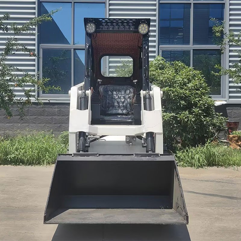 China Small Wheel Skid Steer Loader CE/EPA Diesel Engine Front Loader Mini Skid Steer Loader