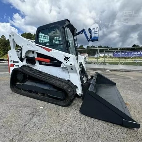 BOBCAT T740 Second Hand Used Skid Steer Construction Machine Mini Loaders