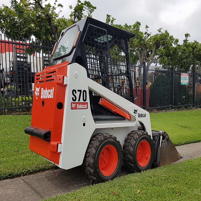 Used and New Good Condition Bobcat S70 The best selling used construction machinery in Bobcat S70 skip steer loader for sale