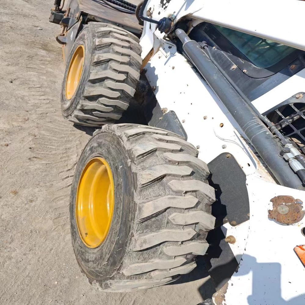 The best selling used construction machinery in USA Bobcat S630 skip steer loader 3.5ton high quality and cheap price