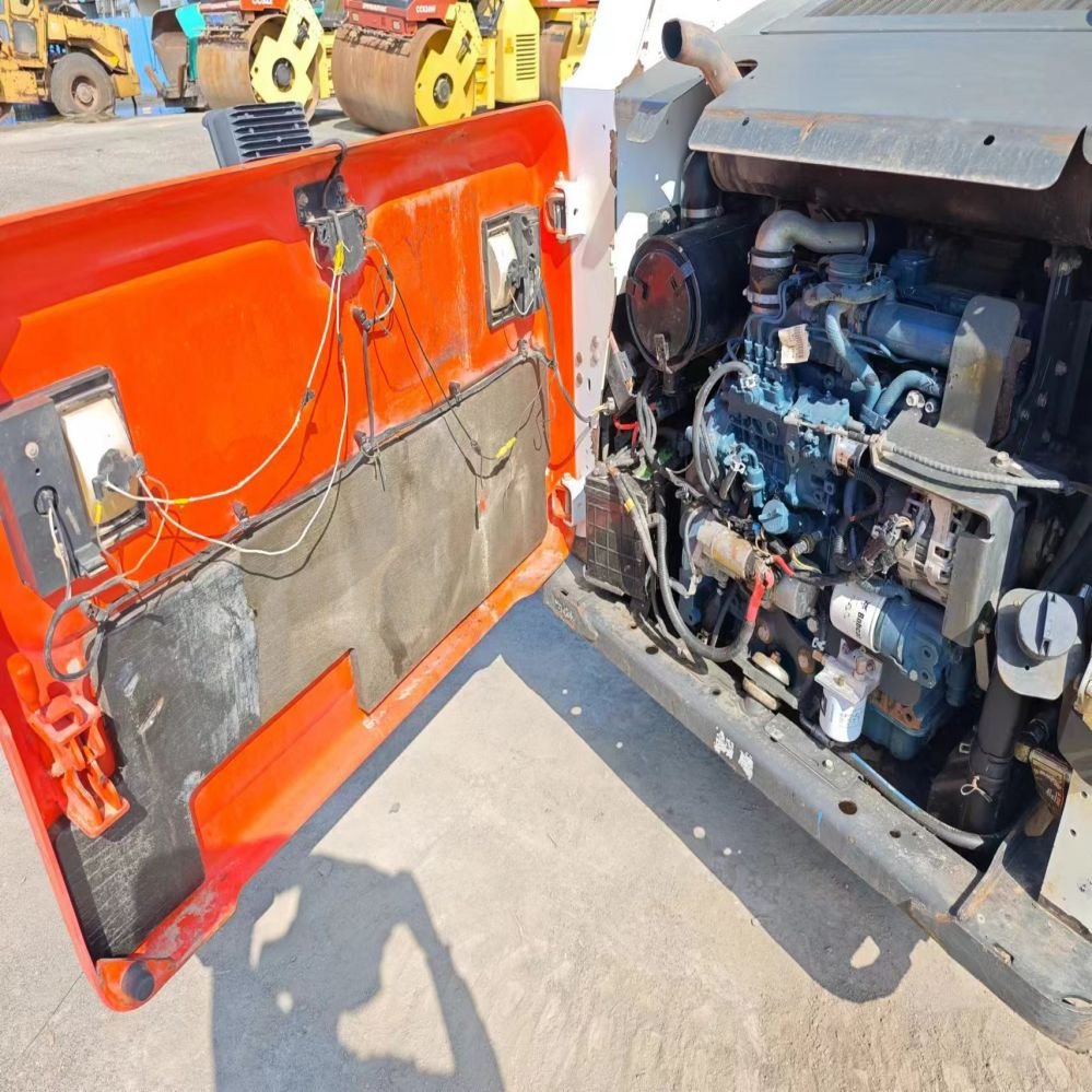 The best selling used construction machinery in USA Bobcat S630 skip steer loader 3.5ton high quality and cheap price