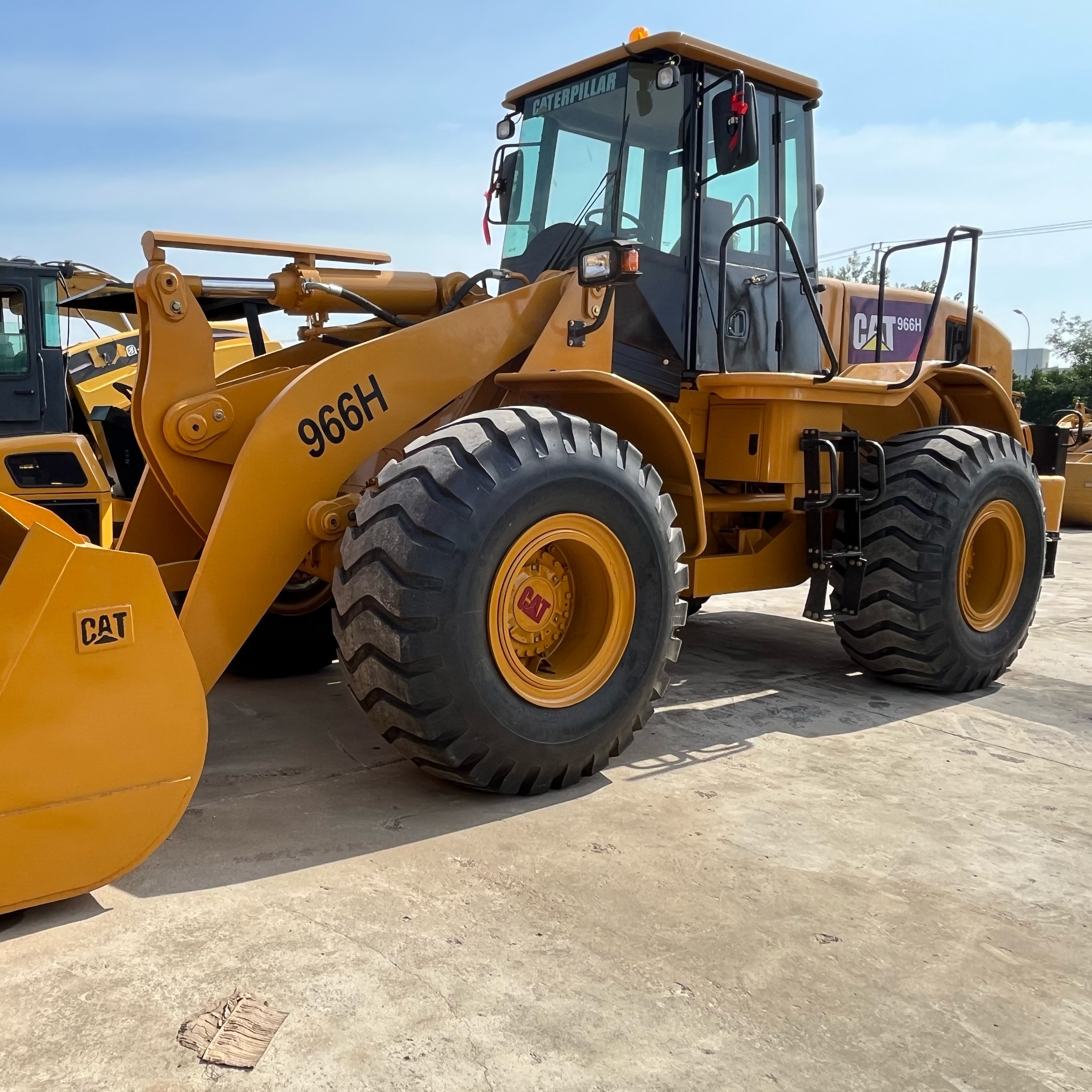 Japan used wheel loader 966H used wheel loader CAT 966H in cheap price