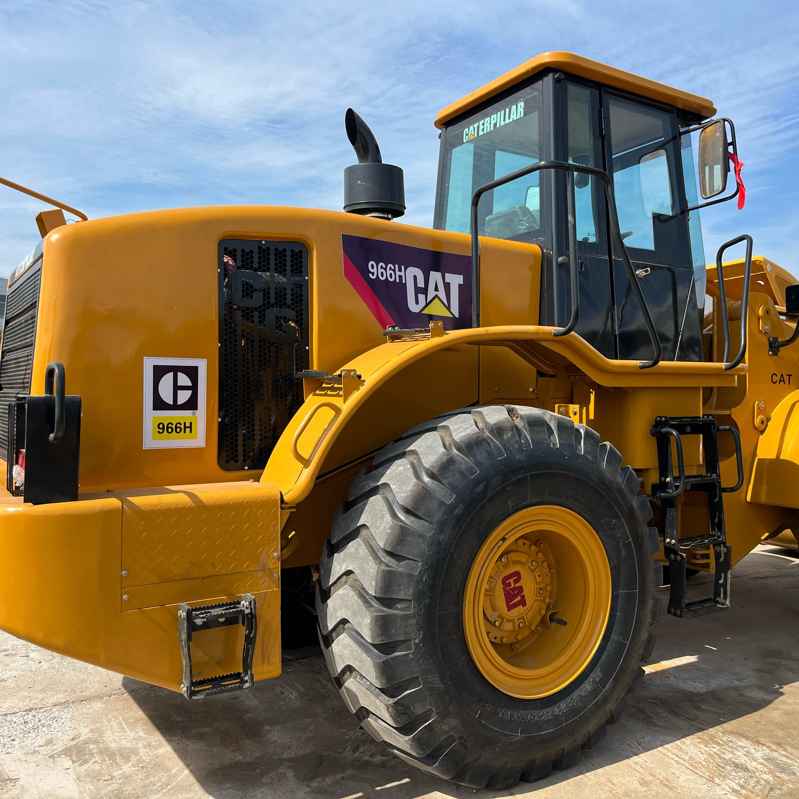 Japan used wheel loader 966H used wheel loader CAT 966H in cheap price