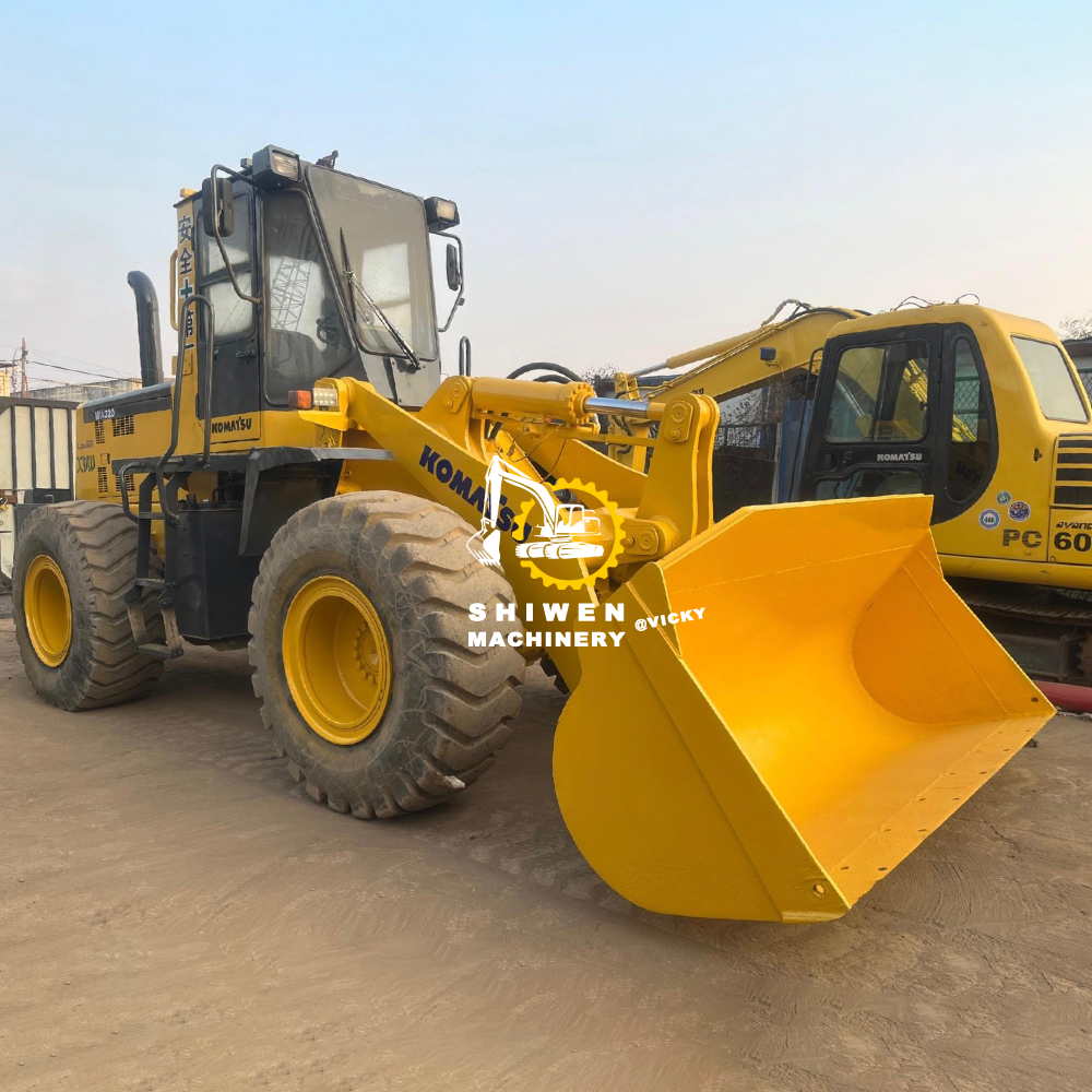 Used Komatsu WA320-5 loader, Komatsu WA320 WA380 WA300 WA600 front end loader 95% new Komatsu wheel loader price low on sale