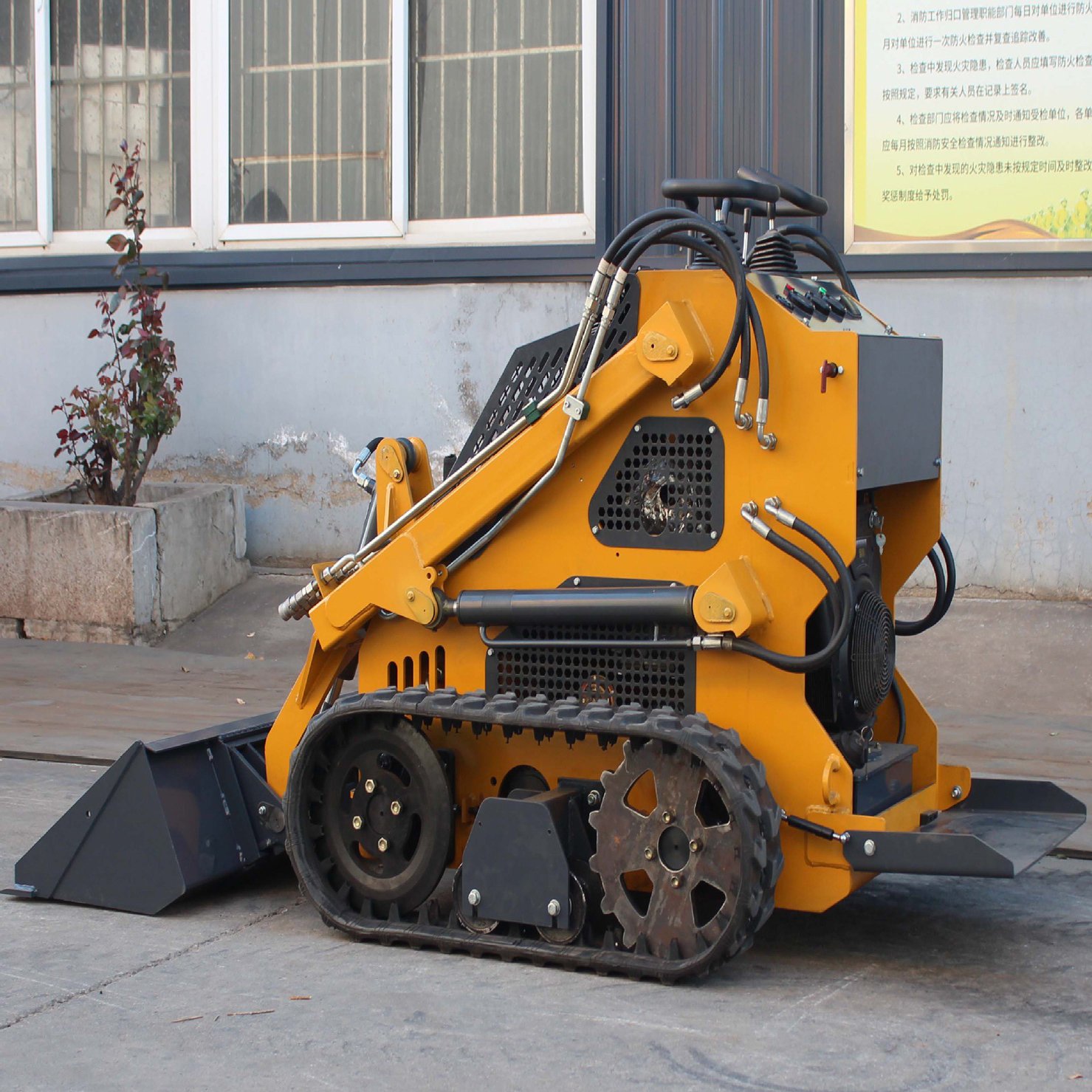 Multifunctional Used Racoon Skid Steer Loader Mini Crawler Skid Steer Loader Small Cat Backhoe Skid Steer Loader for Sale