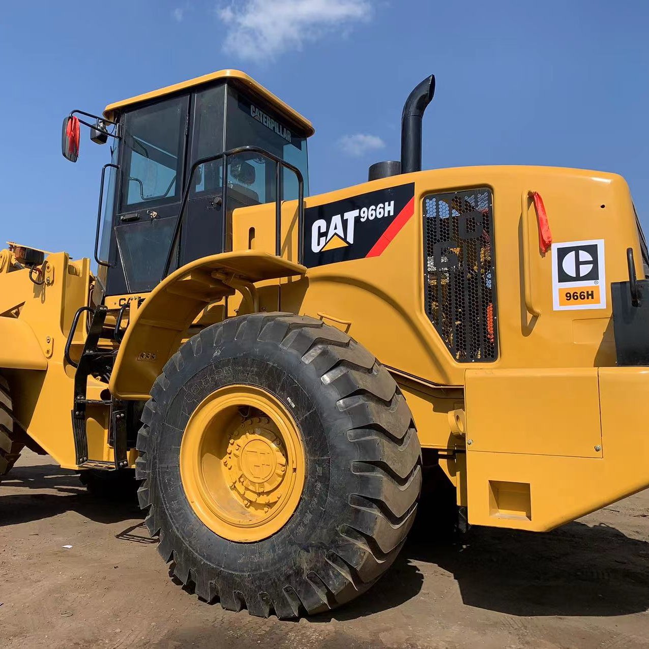 Cheap Used Japan Made CAT966H Wheel Loader for sale