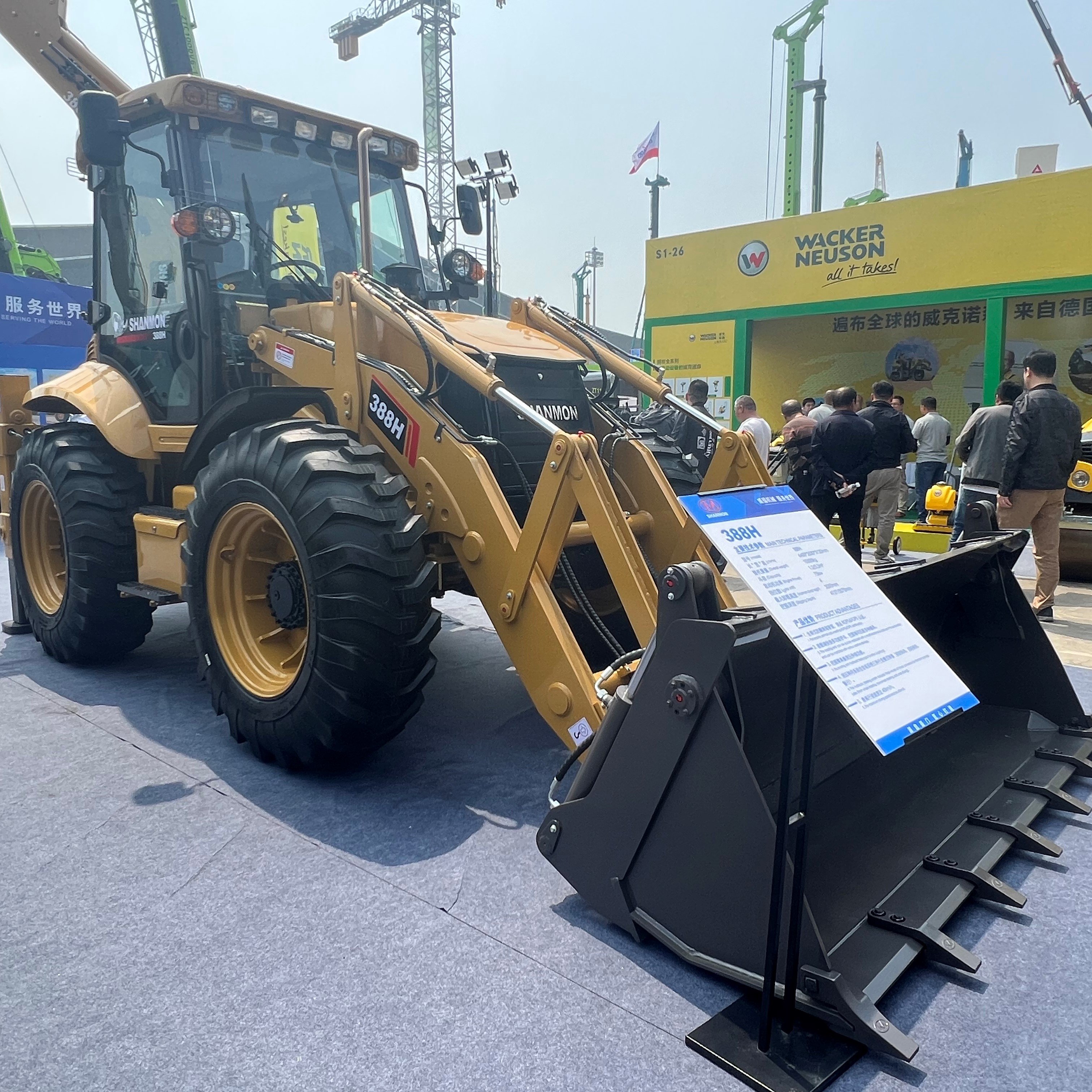 Top Shanmon 2.5Ton Backhoe Loader 388H with 4 in 1 bucket /Telescopic arm/Front quick hitch popular with EAC and best price