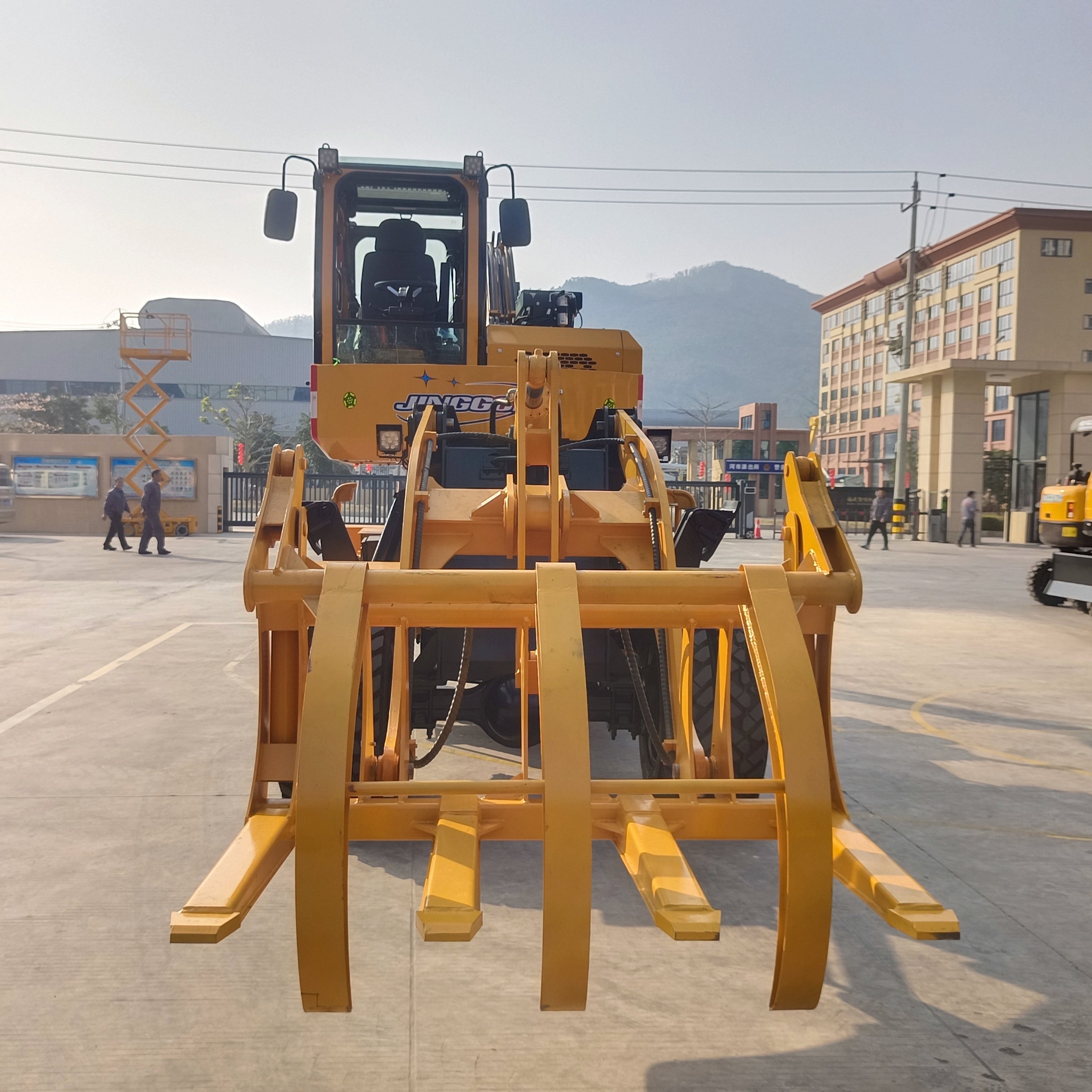 Professional Sugarcane Harvester Wheel Sugar Cane Loader Cane Lifter from JG Manufacturer