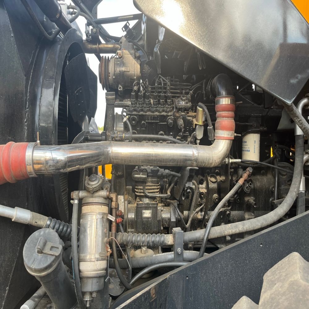 Used Liugong 856H 20 Ton Rated Load Front Loader for Farms with Engine Pump Motor Gearbox Core Components Including Bearings