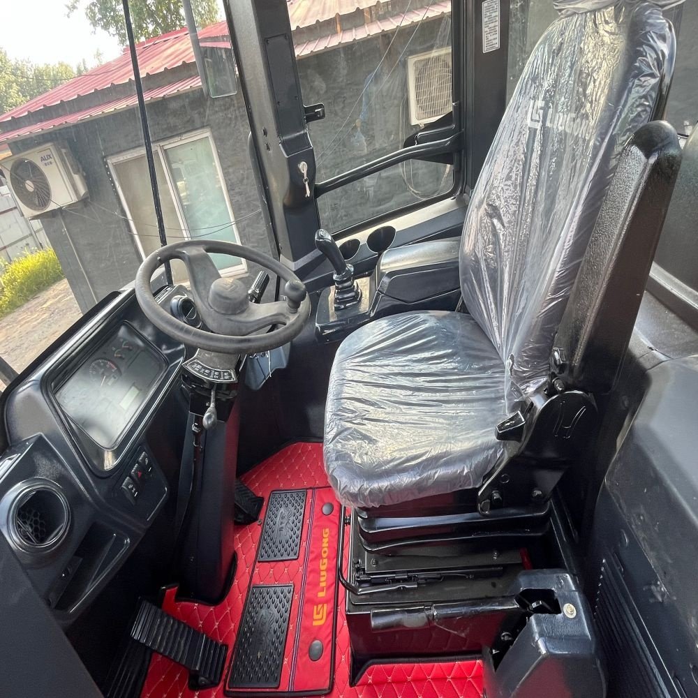 Used Liugong 856H 20 Ton Rated Load Front Loader for Farms with Engine Pump Motor Gearbox Core Components Including Bearings