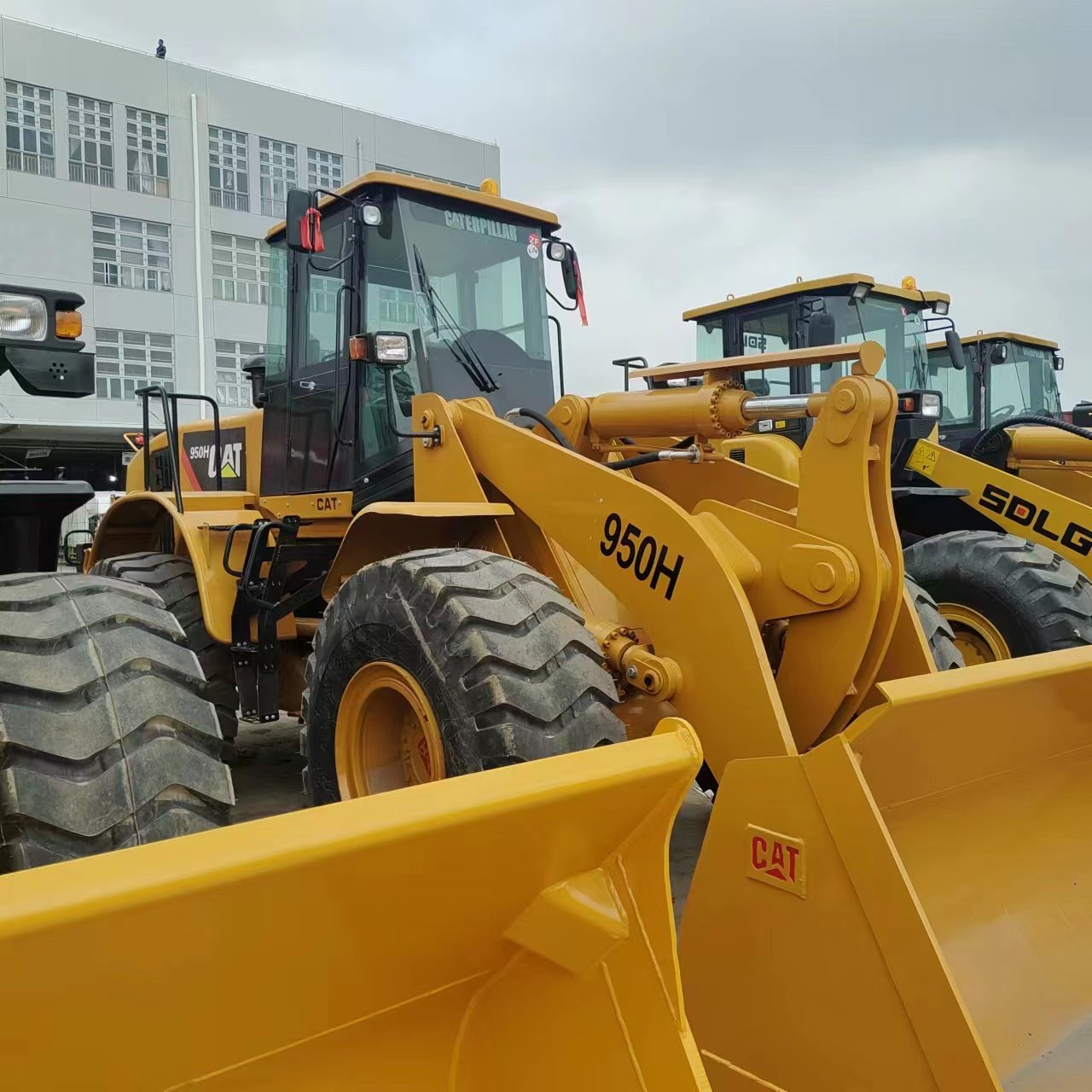 China used machinery parts Caterpillar 966H loader , Cat 966G 950GC loader cheap price , high quality cat loader