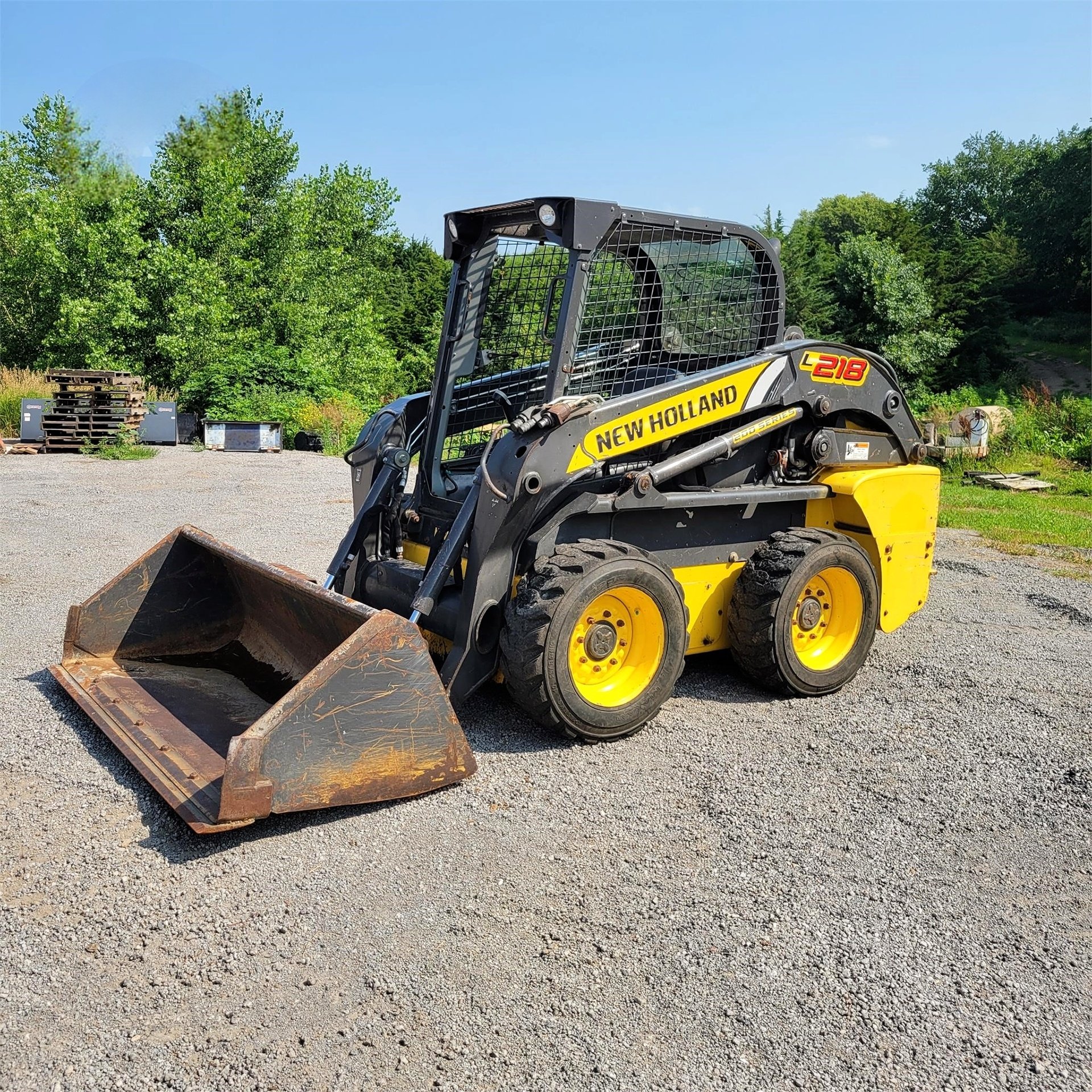 High Operation Fairly Used 2017 NEW HOLLAND L218 Skid Steer Loader in Great Condition For Sale