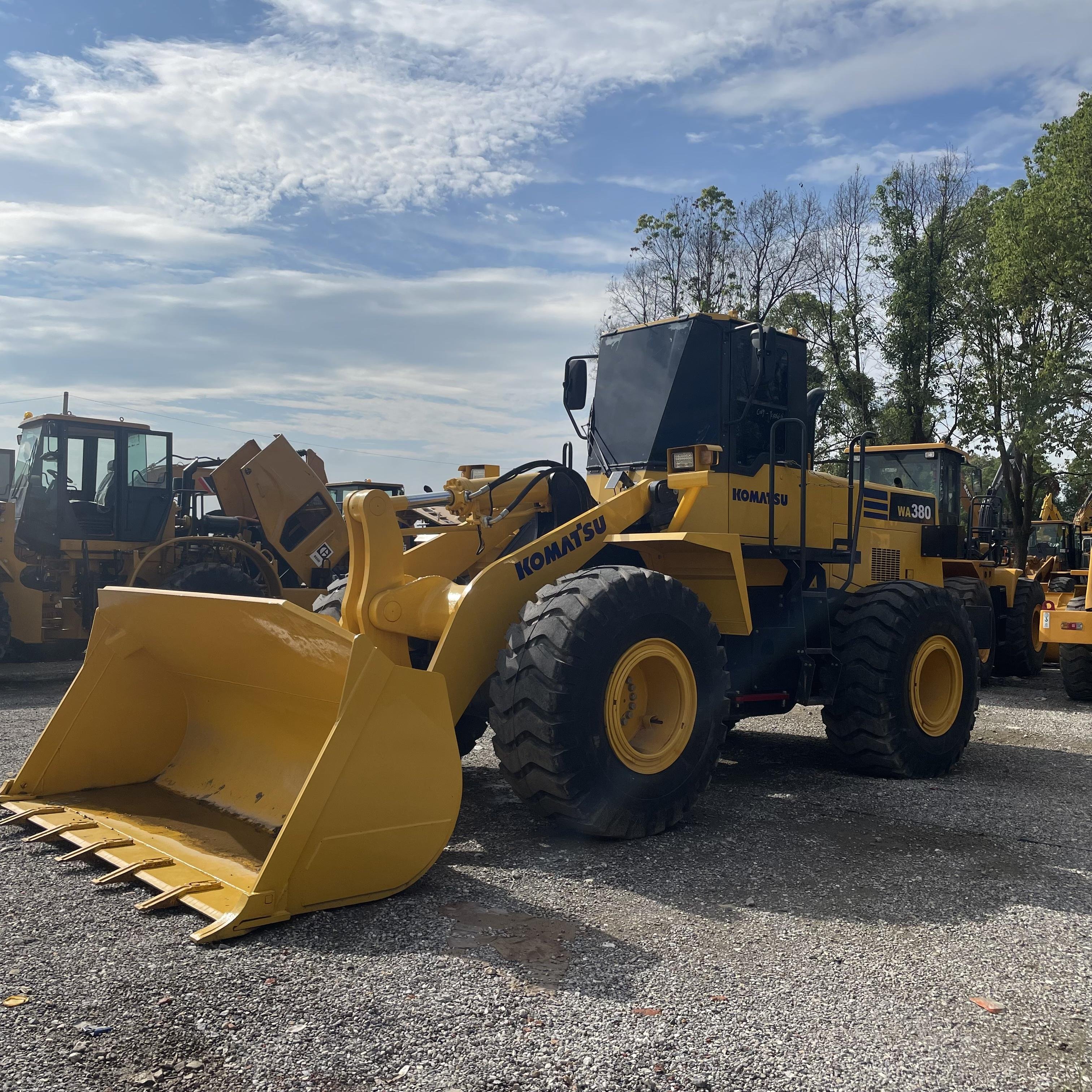 National four environmental standard original brand Komatsu used loader high efficiency factory direct price cheaper