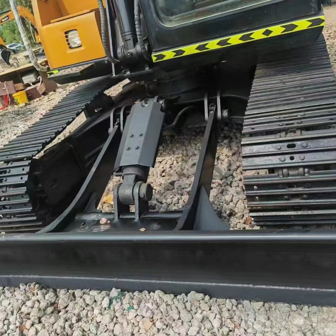 The Second-hand Sany SY95C Professional Excavator The Second-Hand Sany SY95C On Sale