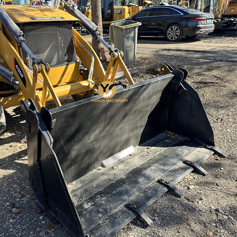 Yishun Stable Condition CAT420 Used Backhoe Caterpillar Loader Excavator for Construction