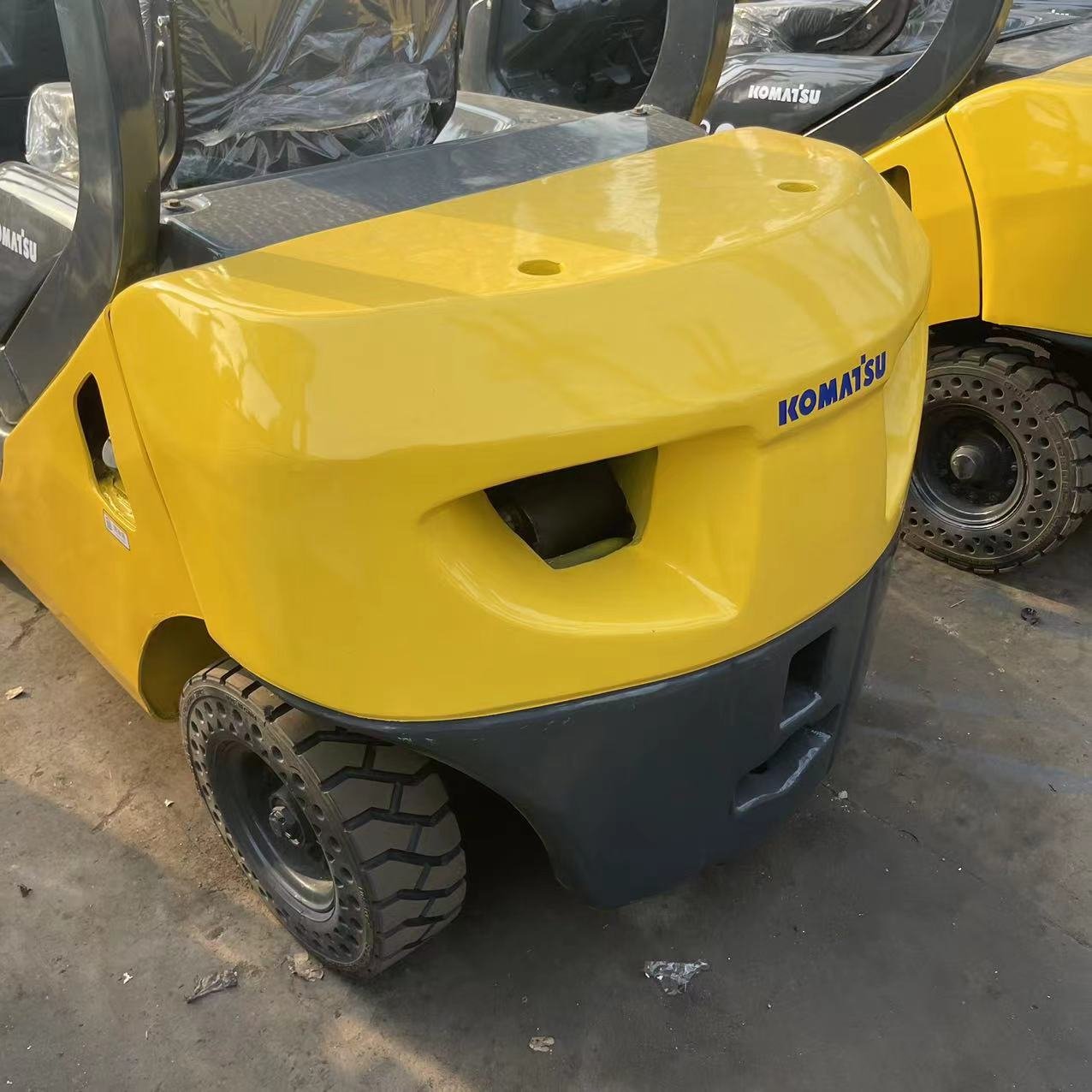 Used excavator Second hand Earth moving machinery KOMATSU FD30 3 Ton Wheel loader Excavators