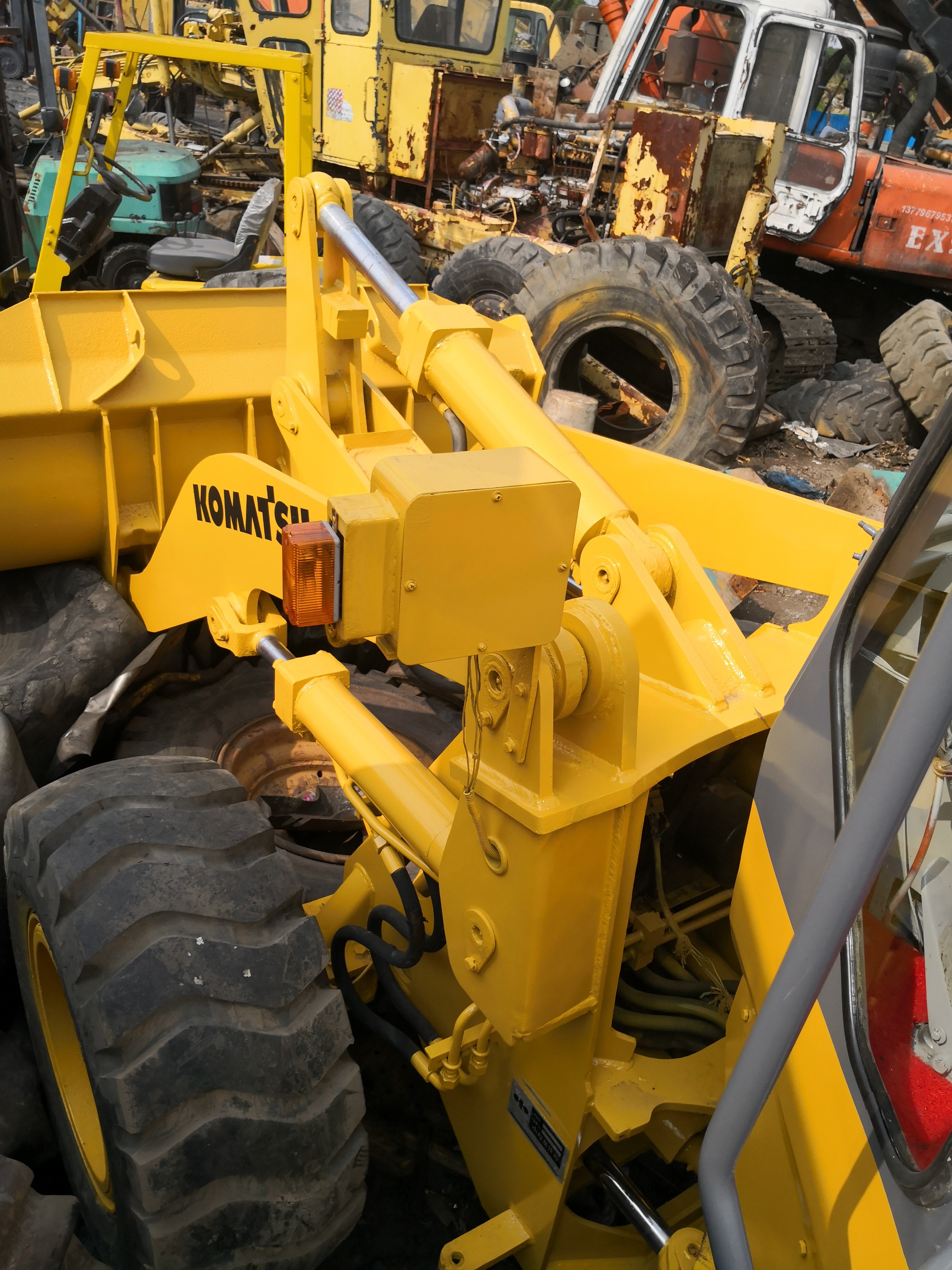 Japan made used wheel loader komatsu wa100 low working hours front end loader komatsu wa100