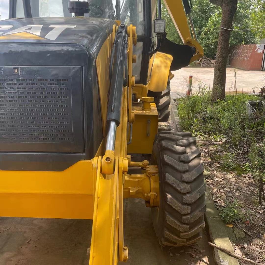 Used Backhoe loader Caterpillar CAT420F Backhoe loader CAT420F machine