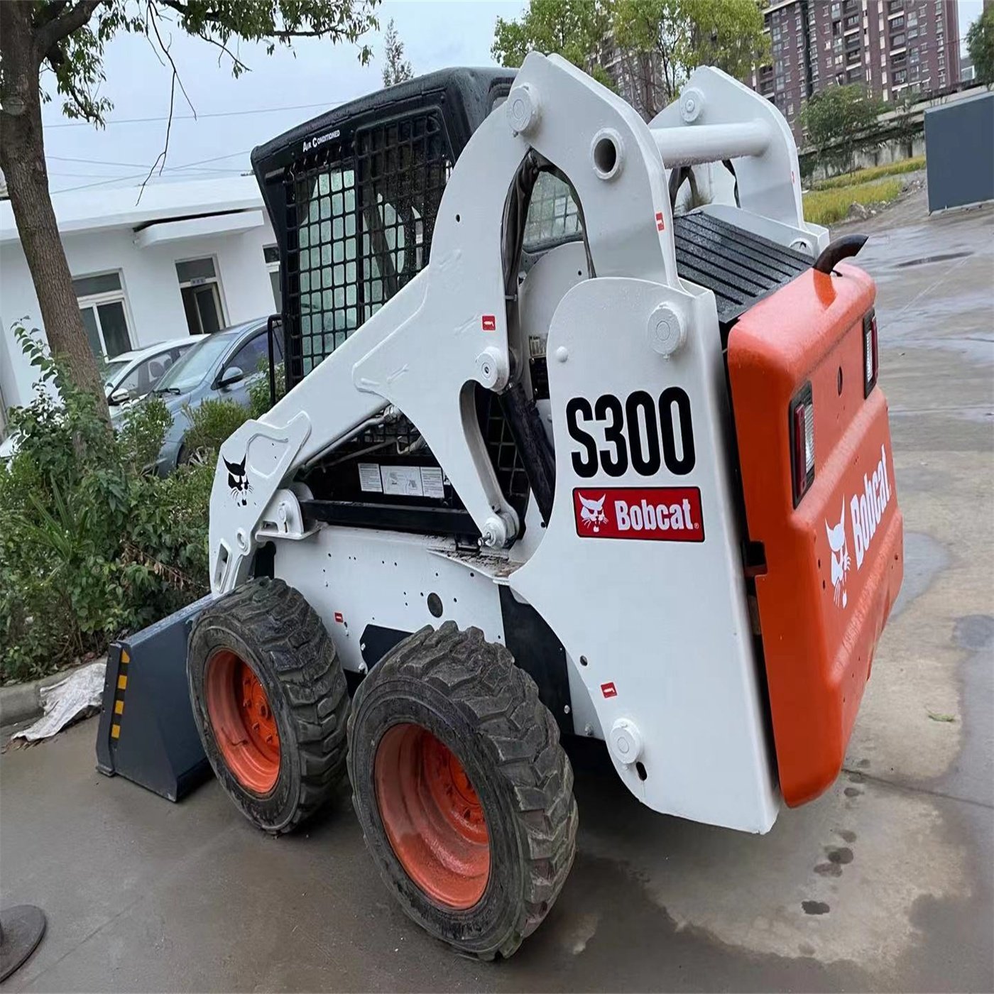 PROMOTIONAL USED HIGH QUALITY BOBCAT S300 mini SKID STEEL LOADER WHEEL LOADER