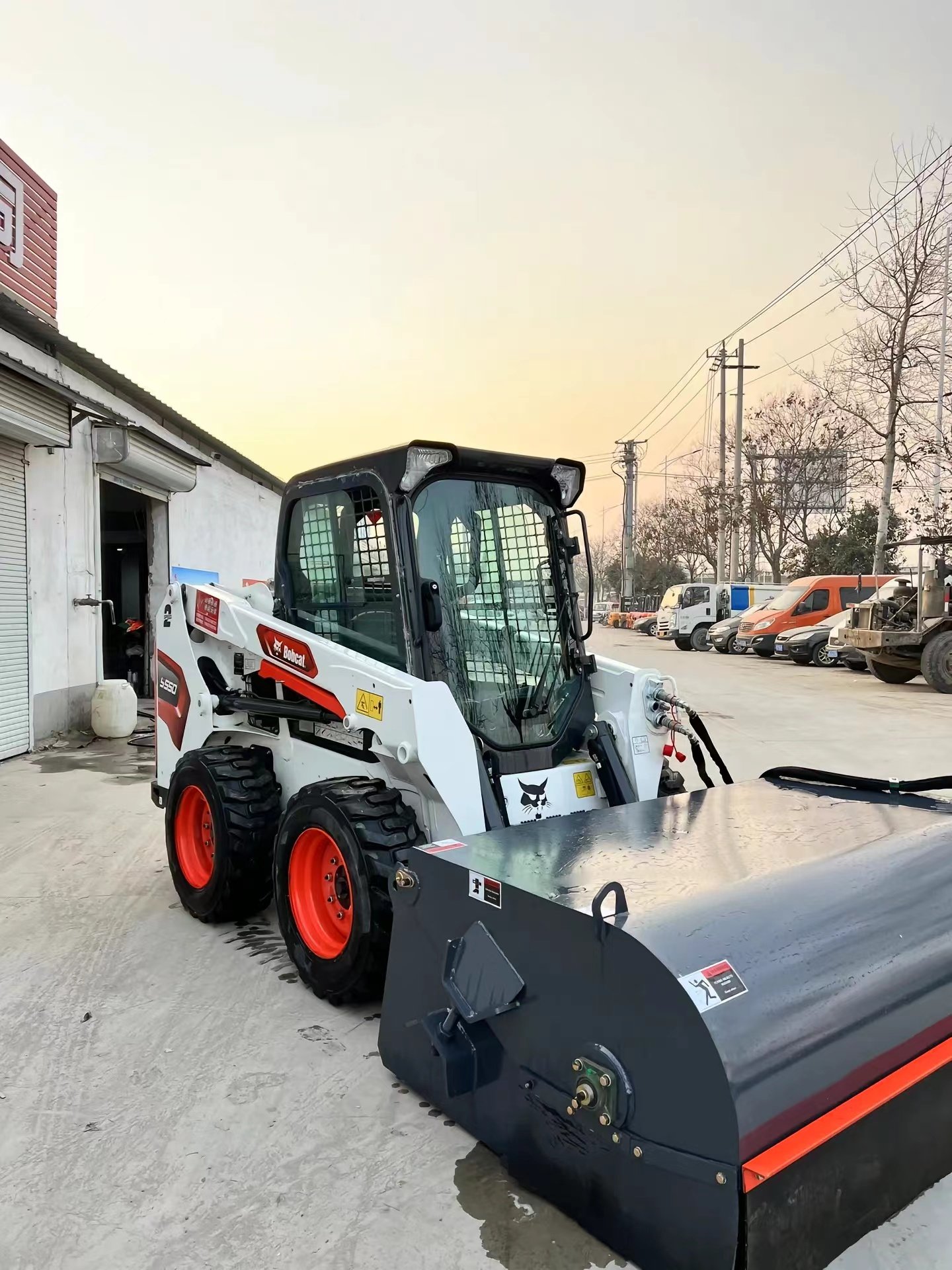Construction Machinery Used Bobcat S550 Skid Steer Loader 5 Ton Mini Wheel Backhoe Loader with high quality
