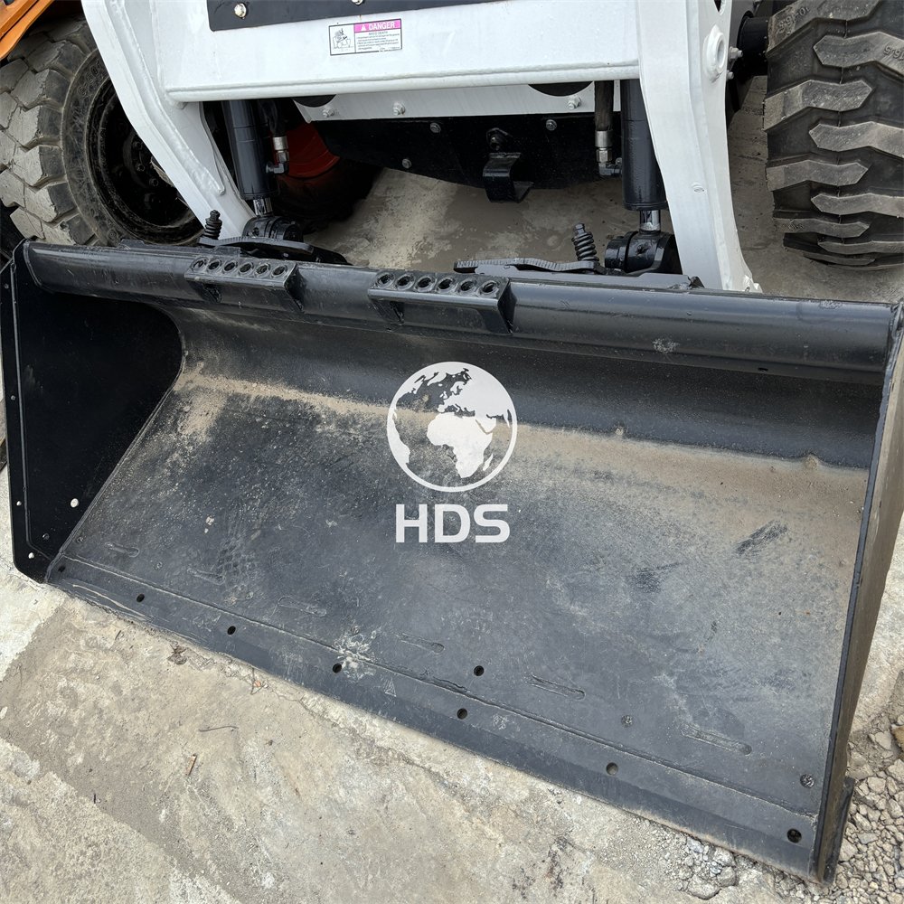 95% new used mini bobcati skid steer loader bobcat s18 mini wheel backhoe loader small backhoe for sale