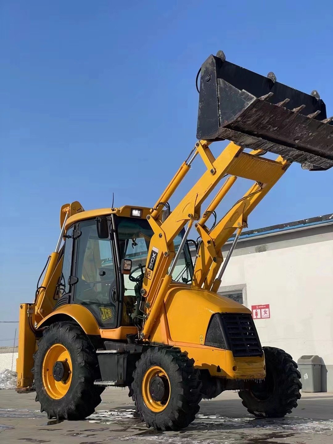 High performance second-hand JCB3CX excavator loader for sale,jcb 3cx backhoe in shanghai