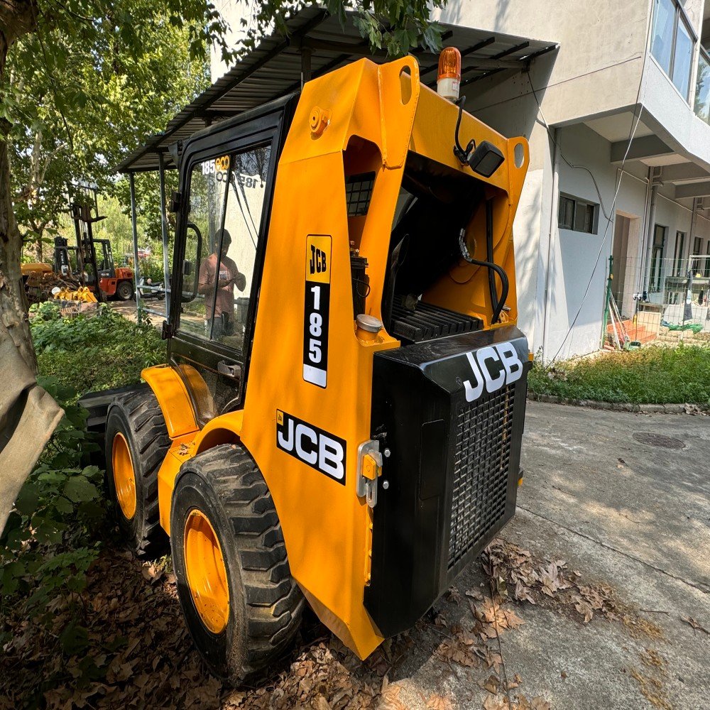 Used Mini JCB S185 Skid Steer Loader with 95% New Components 2-3 Ton Small Backhoe Kubota Engine CE Certified for Farms