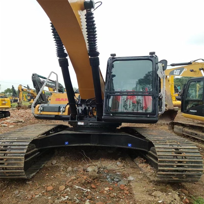 SANY 215 Used Backhoe Loader In China Used SY215 Retro Excavator
