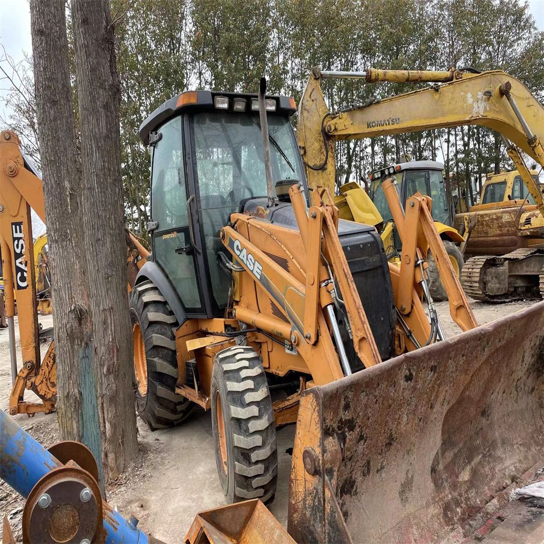 USED HIGH QUALITY CASE 580 BACKHOE LOADER in good condition
