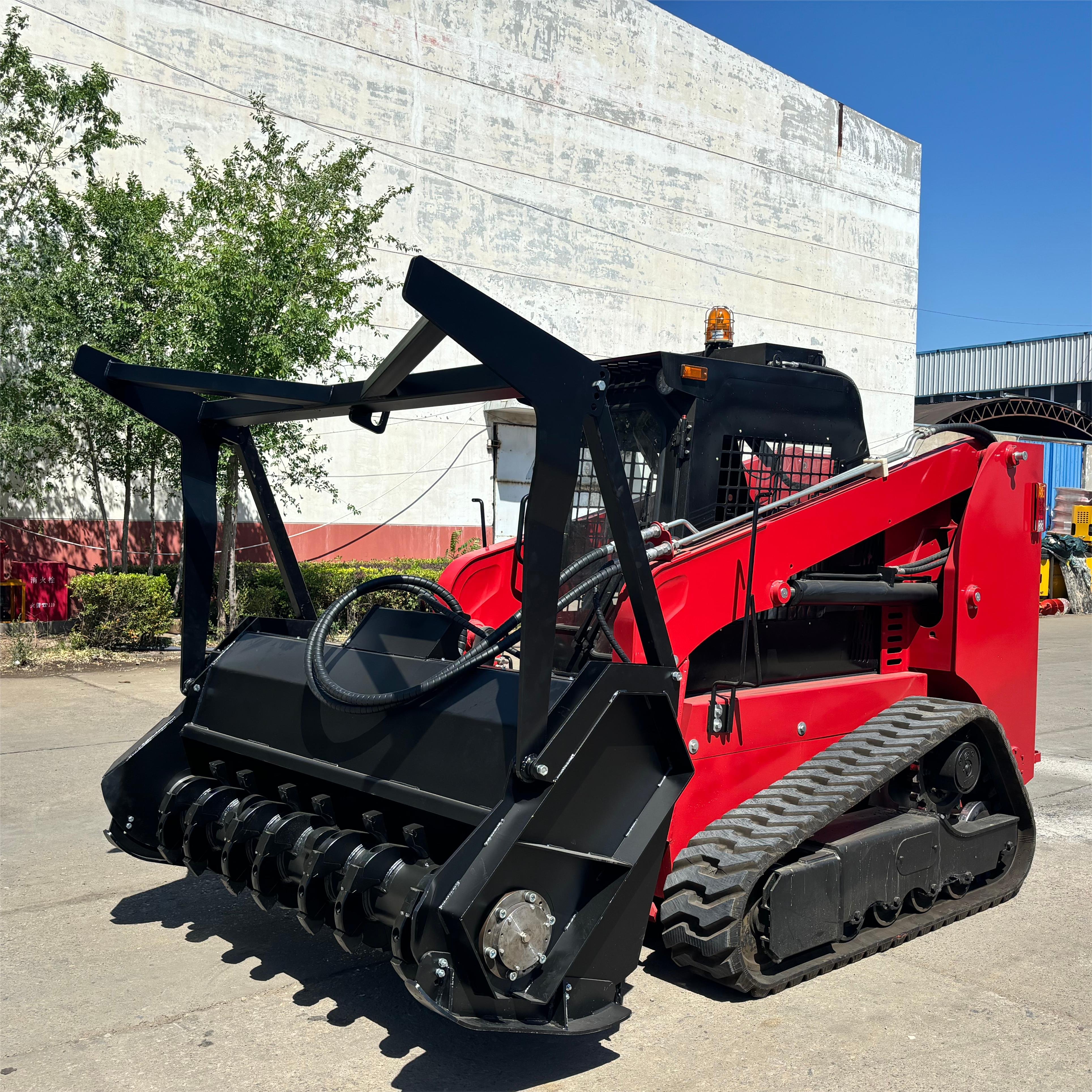 Compact skid steer tractor machine 100 HP 65HP Cummins EPA diesel engine with rubber tracks for forestry mulcher brush cutter