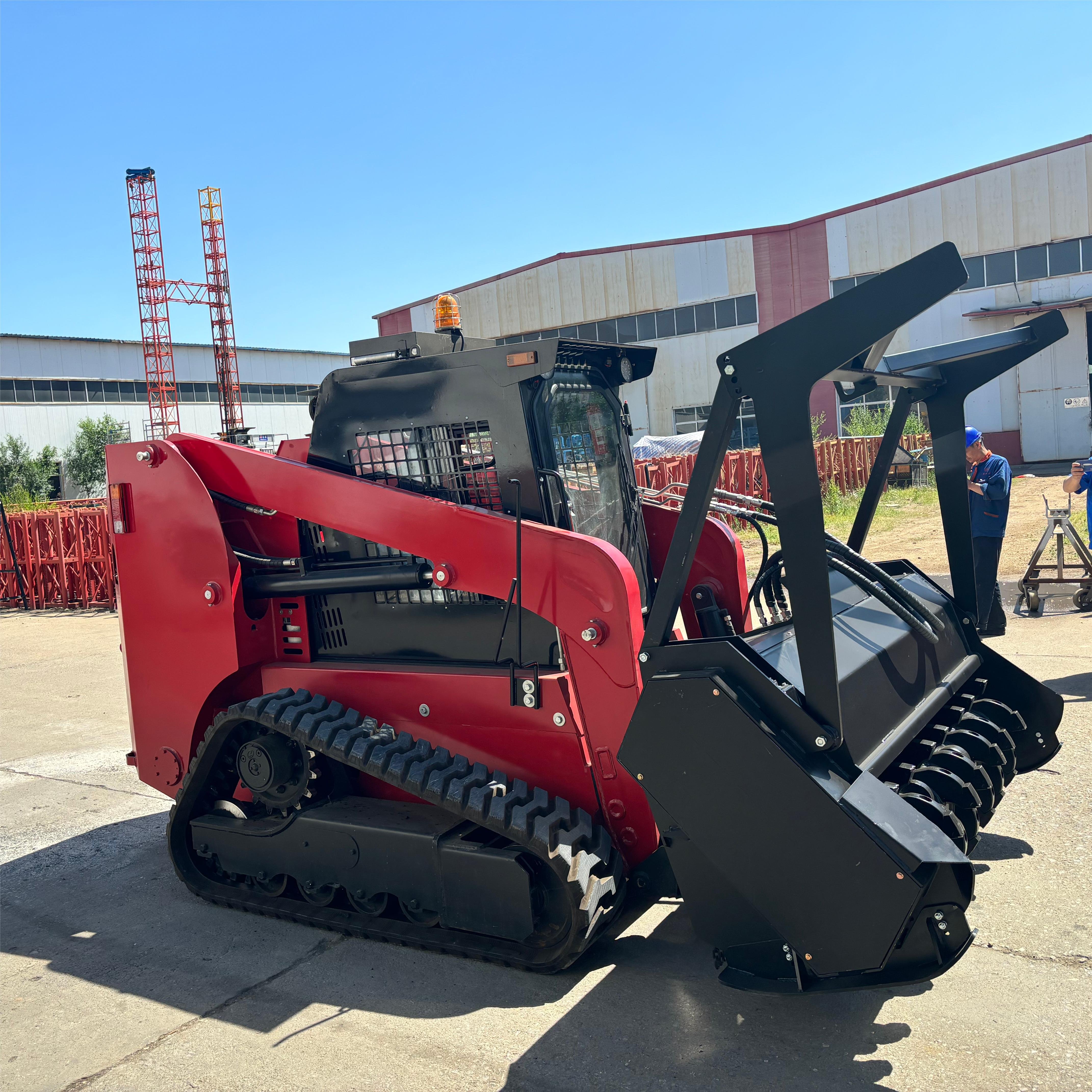 Compact skid steer tractor machine 100 HP 65HP Cummins EPA diesel engine with rubber tracks for forestry mulcher brush cutter