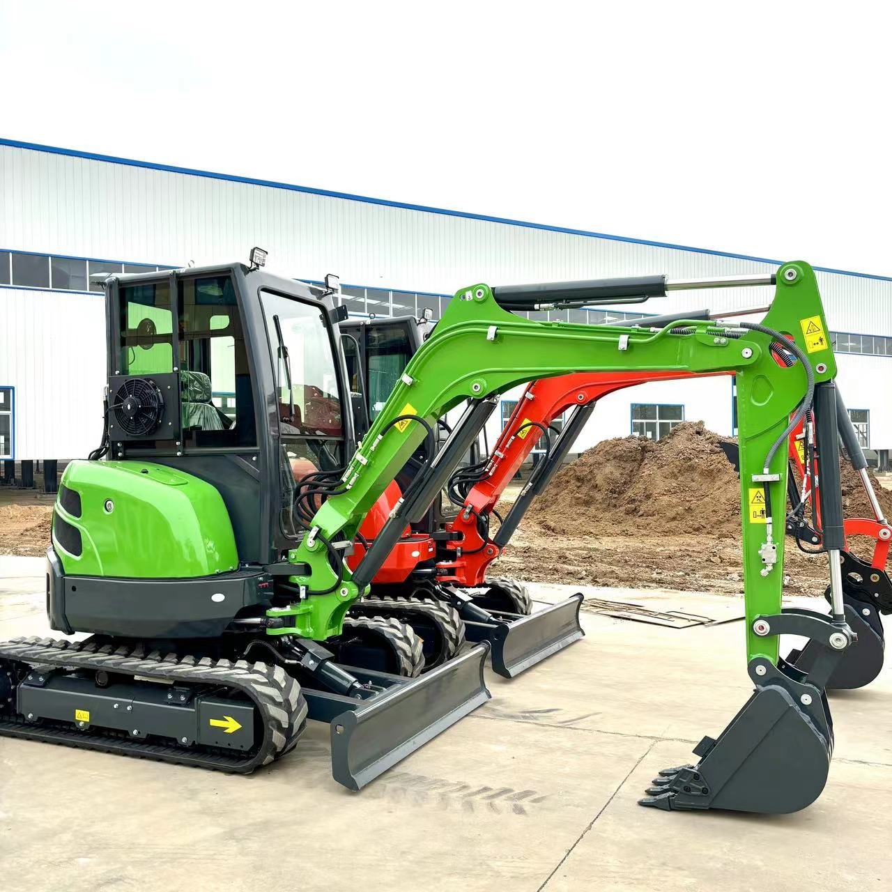 Fast Shipping mini excavator 2.5 ton 3.5ton USA engine used mini rubber track excavator for household working