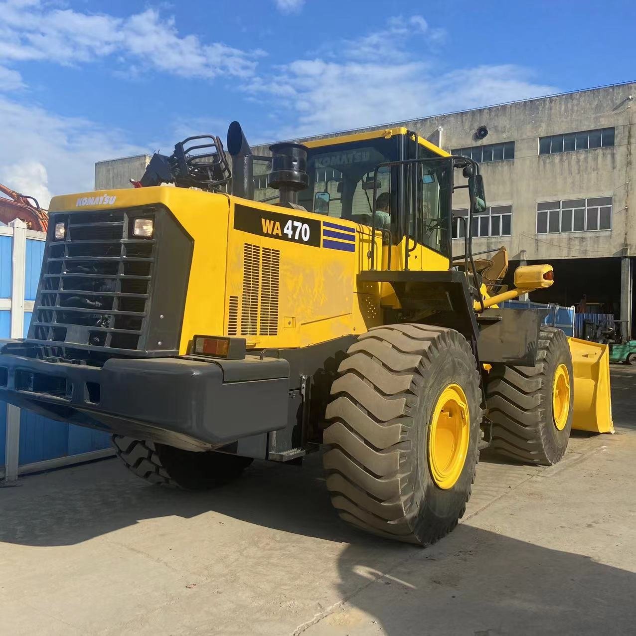 Original Used Japan Komatsu Wa470 Front Loader Skid Steer Loader with Engine Motor Pump Bearing for Farm Use