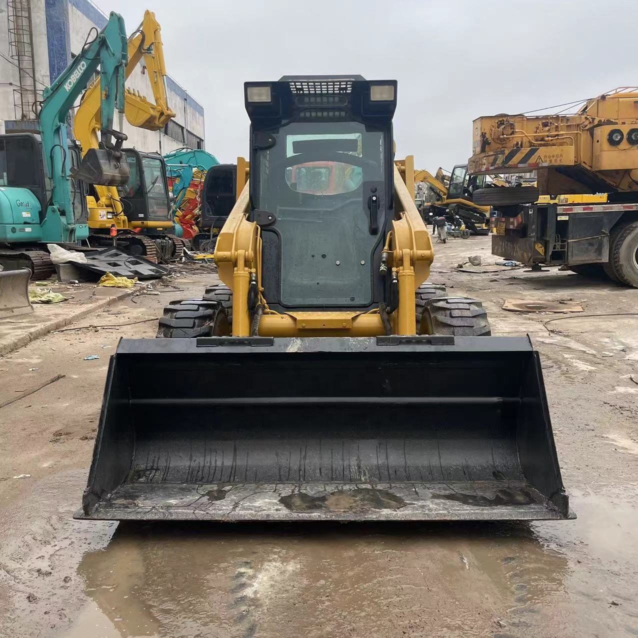 Caterpillar skid steer loader cat 246c 246d on sale with cheap price used skid steer loader cat 246d