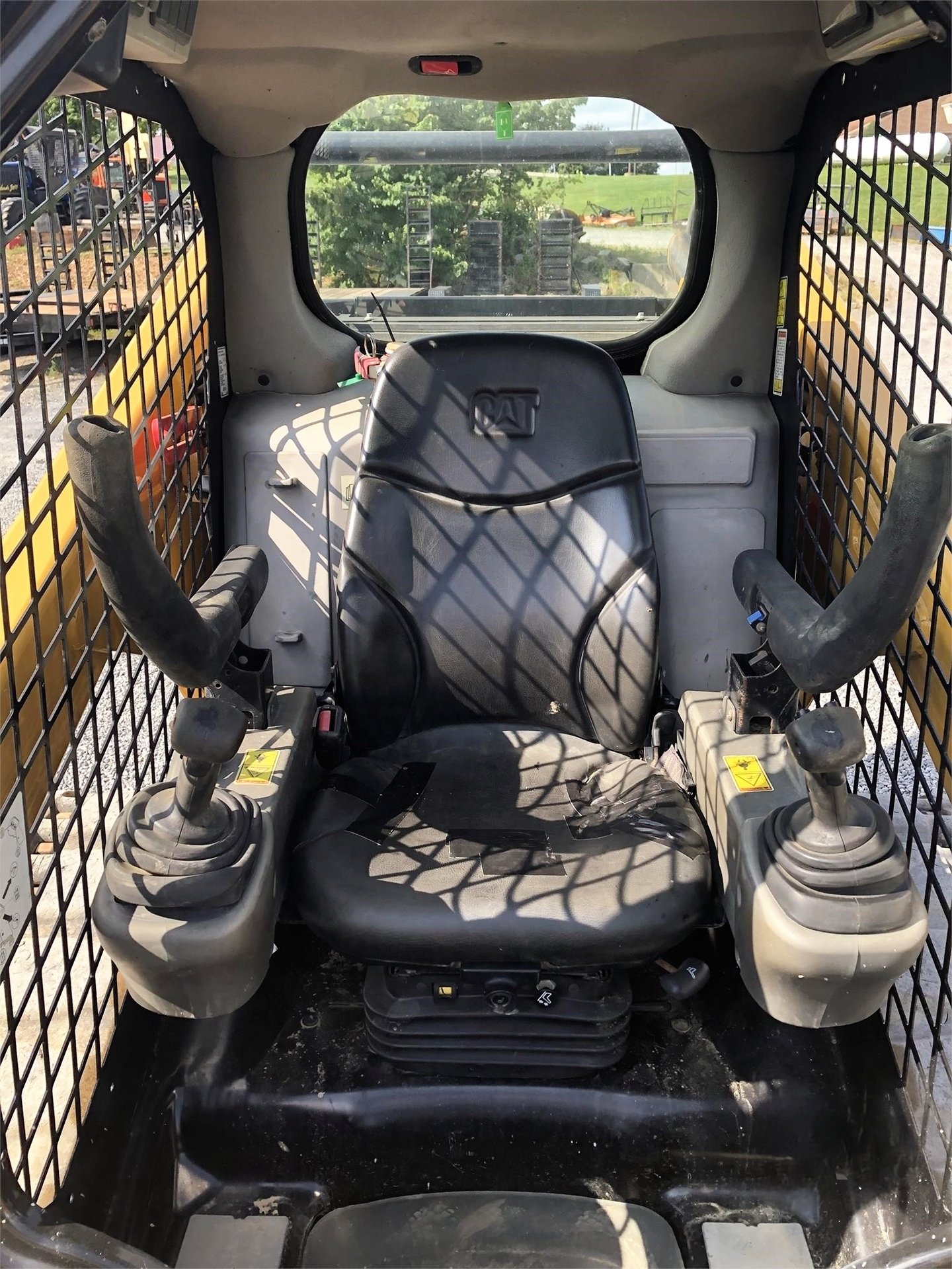 Affordable Price Fairly Used 2017 Caterpillar 289D Compact Track Loader in Great Condition For Sale