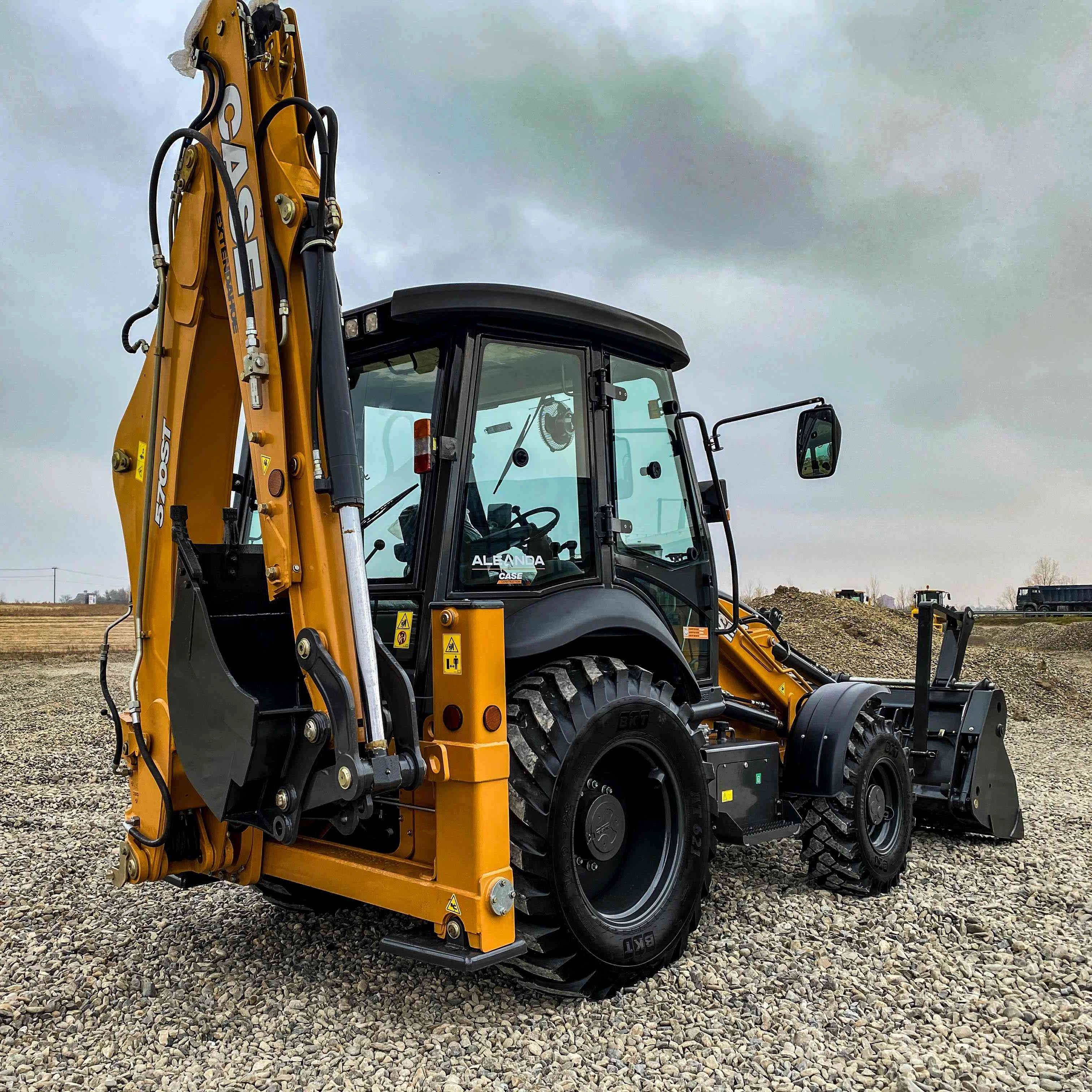 CASE 570SV BACKHOE LOADER FOR HEAVY CONTRUCTIONN WORK AND FARM WORK AVAILABLE FOR SALE RIGHT NOW AT VERY CHEAP PRICES